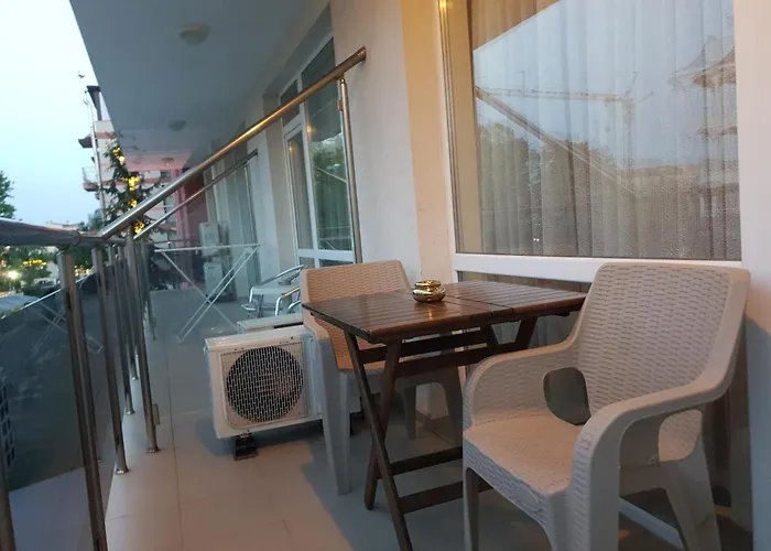 Cozy By Julie Sunny Beach